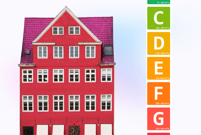 Bild: Wohngebäude mit Energiekennwerten
